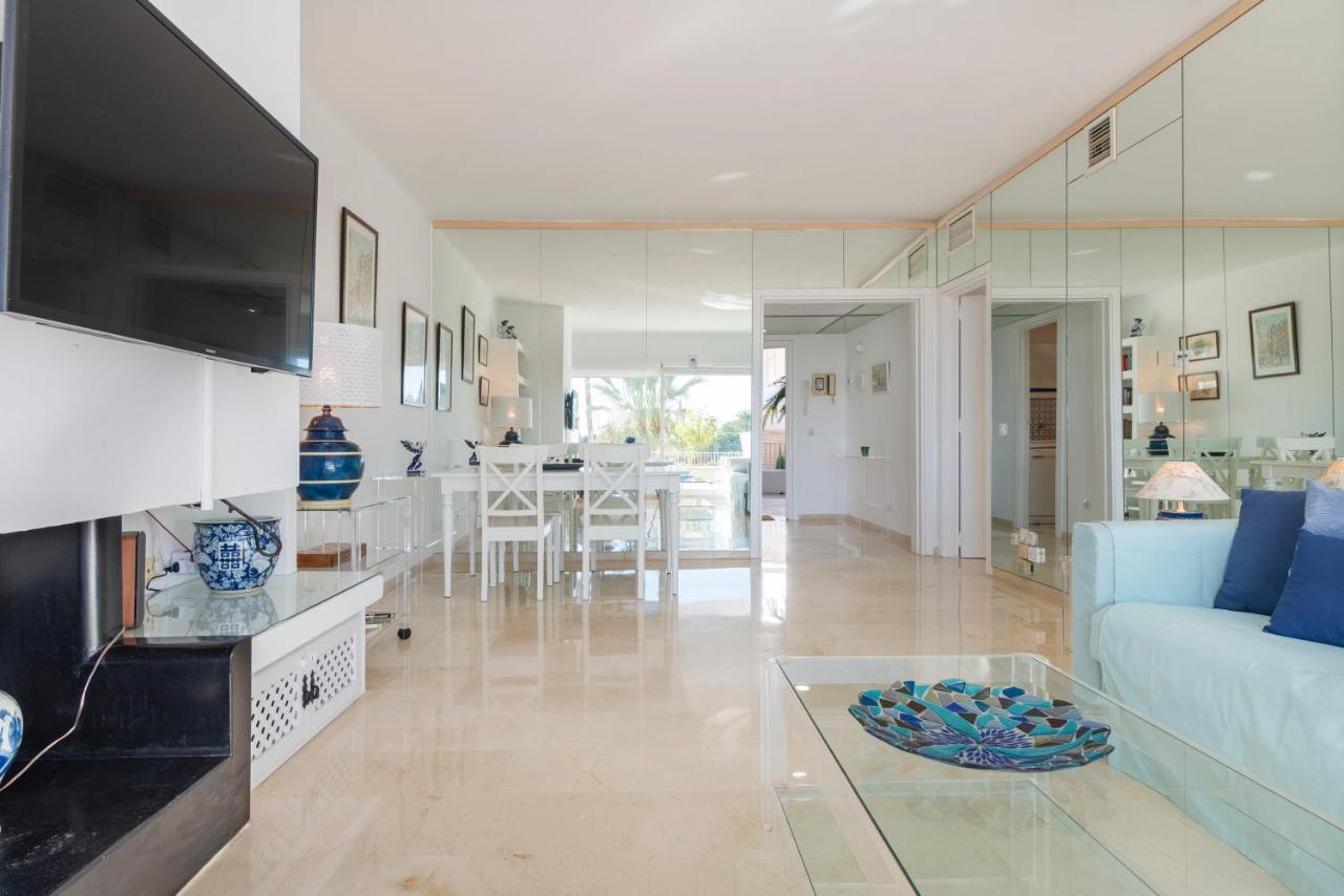En Complejo Residencial Con Piscina Apartment Marbella